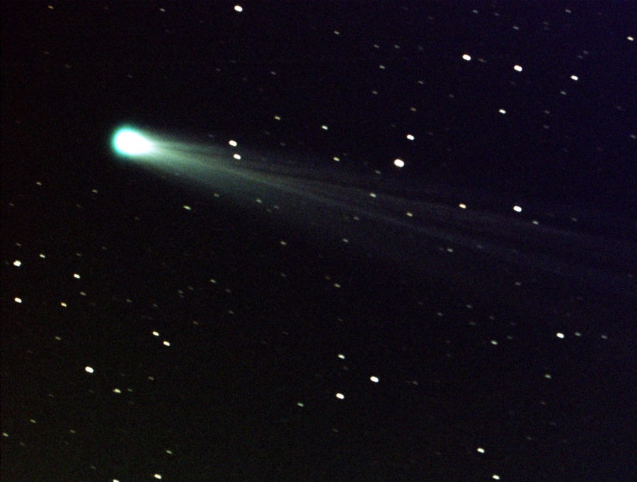 Lovejoy è una delle comete più luminose e attive che si sono avvicinate all’orbita terrestre dal passaggio di Hale-Bopp nel 1997